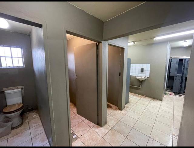 INDUSTRIAL PROPERTY TO RENT IN ROOIHUISKRAAL